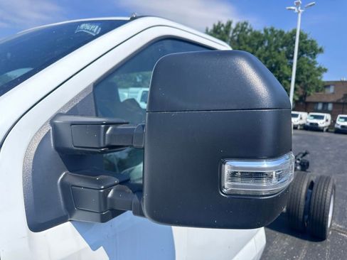 New 2024 Ford F550 4x4 Regular Cab Super Duty image 14