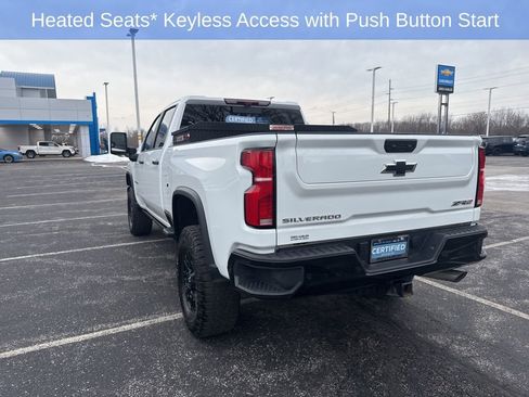 Used 2025 Chevrolet Silverado 2500 ZR2 w/ Technology Package image 5