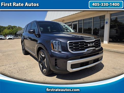 Used 2025 Kia Telluride S AWD/4WD image 1