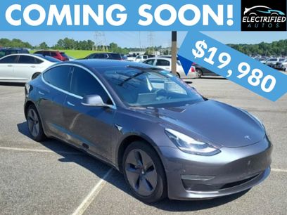 Used 2019 Tesla Model 3 Standard Range Plus