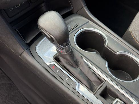 Used 2023 Chevrolet Equinox LT image 22