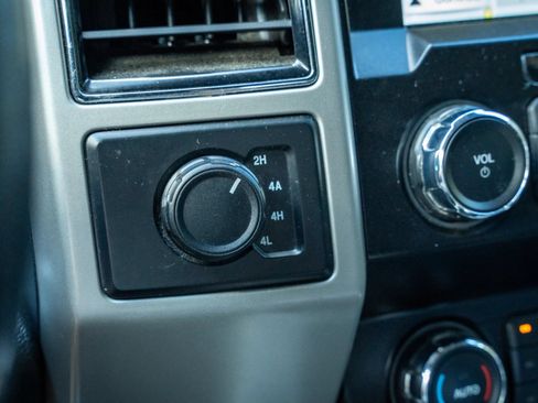Used 2019 Ford F150 Lariat AWD/4WD image 20