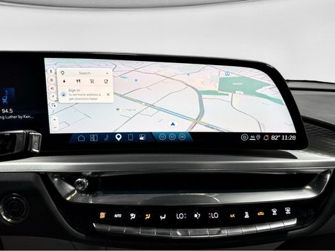 Used 2024 Cadillac Lyriq Luxury w/ LPO, Floor Liner Package AWD/4WD image 9