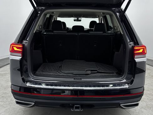 Used 2023 Volkswagen Atlas SE image 30