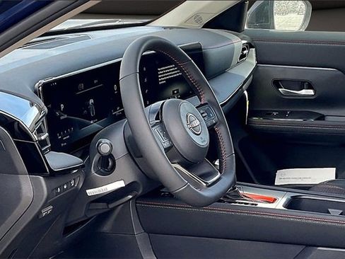 New 2026 Nissan Kicks SR w/ SR Premium Package image 7