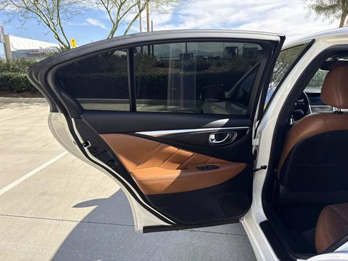 Used 2021 INFINITI Q50 Signature Edition image 12