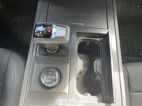 New 2026 GMC Hummer EV 4x4 Crew Cab image 50