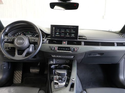 Used 2021 Audi A5 2.0T Premium image 18