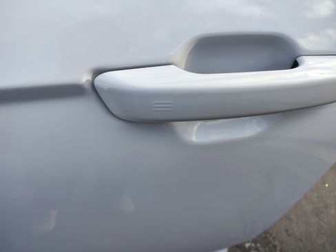 Certified 2024 Jeep Grand Cherokee Limited image 19