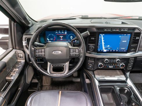 Used 2024 Ford F350 Platinum image 15