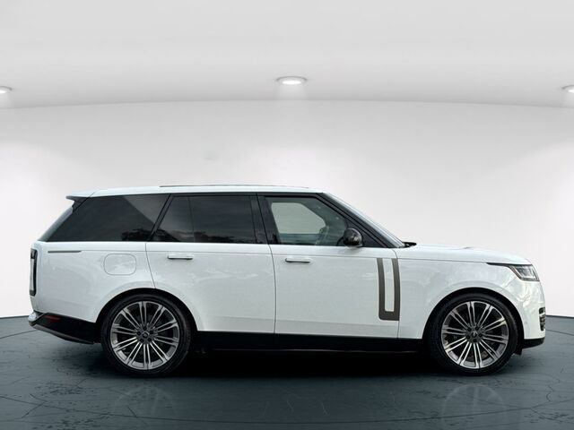 Used 2023 Land Rover Range Rover SE AWD/4WD image 7