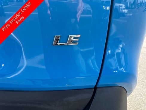 Used 2019 Toyota RAV4 LE w/ Carpet Mat Package FWD image 7