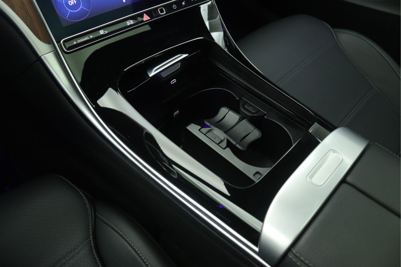 Certified 2024 Mercedes-Benz C 300 Sedan image 15