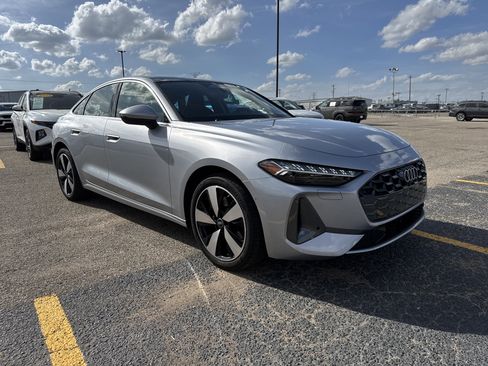 Used 2025 Audi A5 2.0T Premium Plus w/ Premium Plus image 4