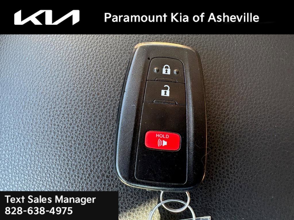 Used 2019 Toyota RAV4 XLE FWD image 28