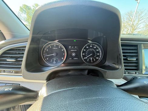 Used 2018 Hyundai Elantra Value Edition image 17