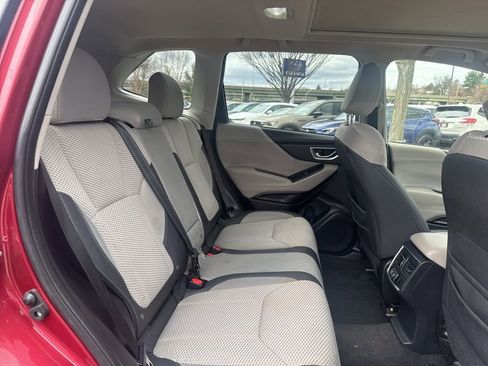 Used 2019 Subaru Forester Premium image 27