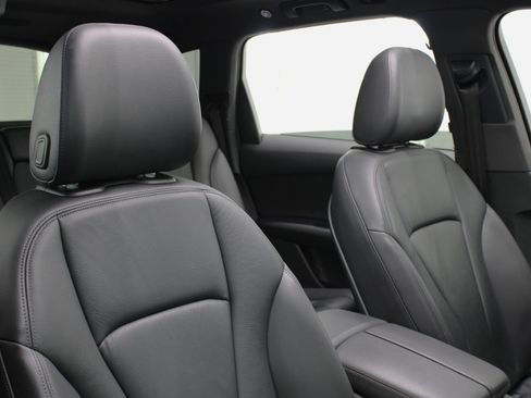 Used 2017 Audi Q7 3.0T Premium Plus image 48