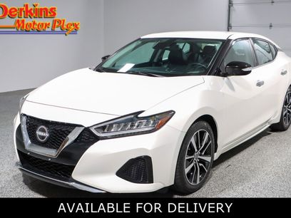 Used 2023 Nissan Maxima SV w/ Floor Mat Group
