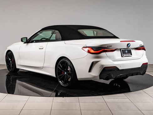 Used 2024 BMW 430i xDrive Convertible w/ M Sport Package AWD/4WD image 7