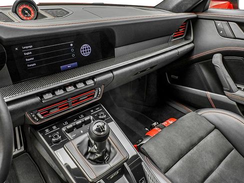 Used 2022 Porsche 911 GT3 RWD image 12