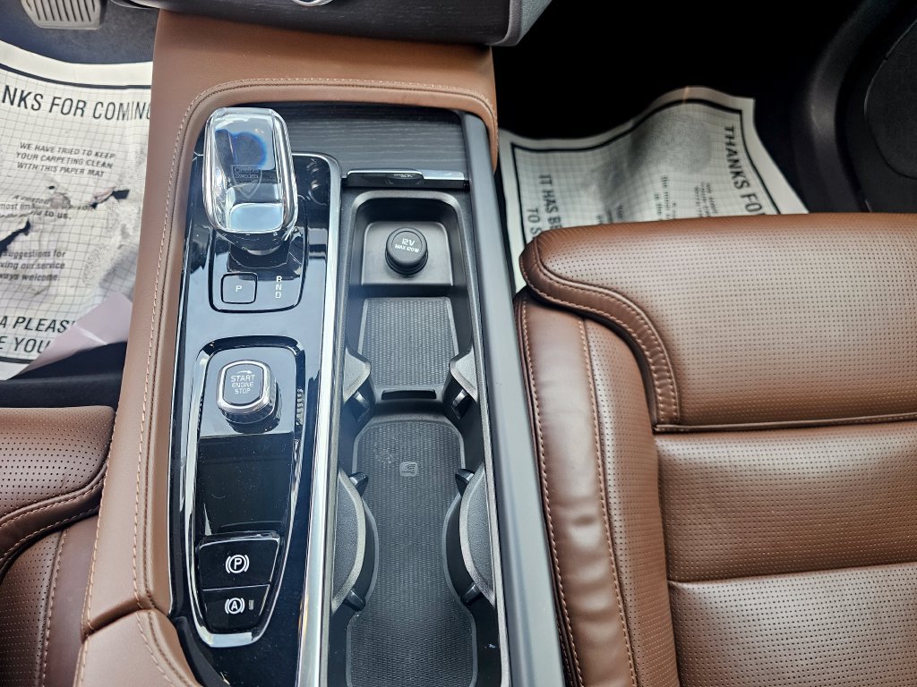 Certified 2024 Volvo XC90 B6 Ultimate AWD/4WD image 22