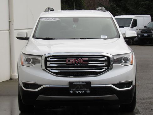 Used 2019 GMC Acadia SLT image 3