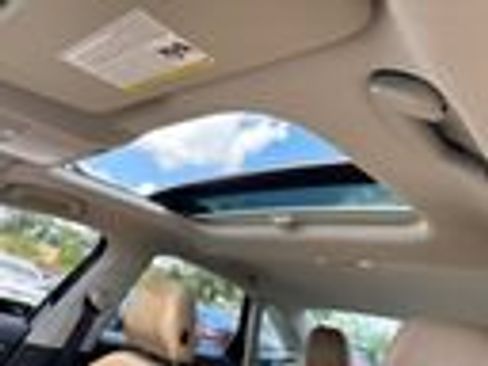 Used 2019 Volkswagen Jetta SE w/ Cold Weather Package FWD image 8