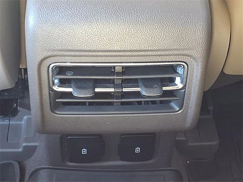 Certified 2024 Lincoln Corsair AWD w/ Equipment Group 101A image 10