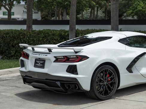 Used 2025 Chevrolet Corvette Stingray Preferred Cpe w/ Z51 Performance Package RWD image 7