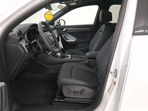 New 2025 Audi Q3 2.0T Premium image 5