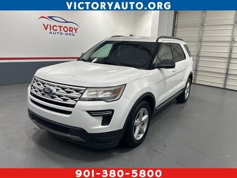 Used 2019 Ford Explorer XLT FWD image 1