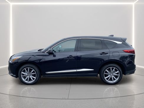 Used 2023 Acura RDX w/ Technology Package AWD/4WD image 2