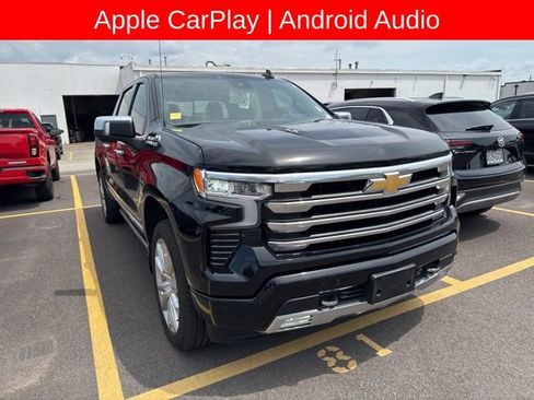 Used 2025 Chevrolet Silverado 1500 High Country AWD/4WD image 6