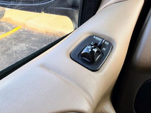 Used 1998 Ford Expedition 4WD image 35