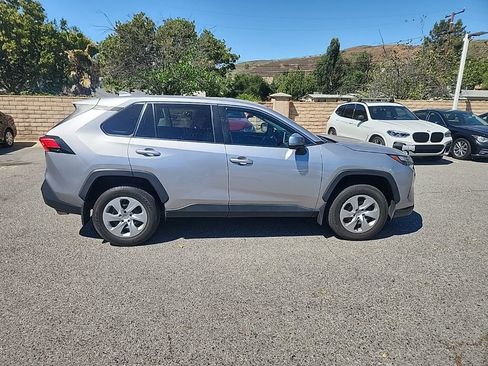 Used 2023 Toyota RAV4 LE FWD image 5