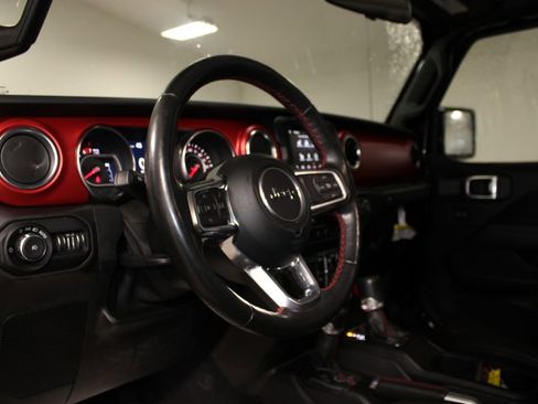 Used 2021 Jeep Wrangler Unlimited Rubicon w/ Cold Weather Group AWD/4WD image 21