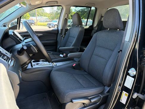 Used 2023 Honda Ridgeline Sport image 18