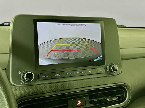 Used 2023 Hyundai Kona SEL image 13