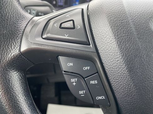 Used 2022 Ford Edge SE w/ Cargo Accessory Package image 25