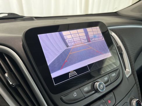 Used 2023 Chevrolet Malibu LT w/ Sport Edition image 14