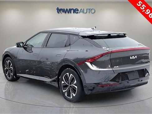 Used 2022 Kia EV6 Wind image 3