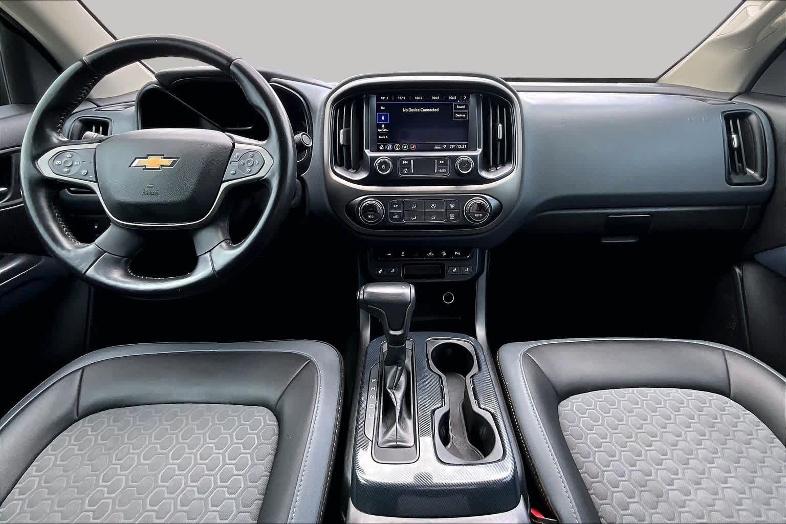 Used 2021 Chevrolet Colorado Z71 w/ Z71 Midnight Edition RWD image 16