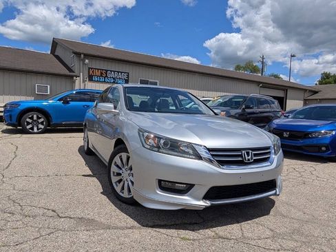 Used 2014 Honda Accord EX image 16