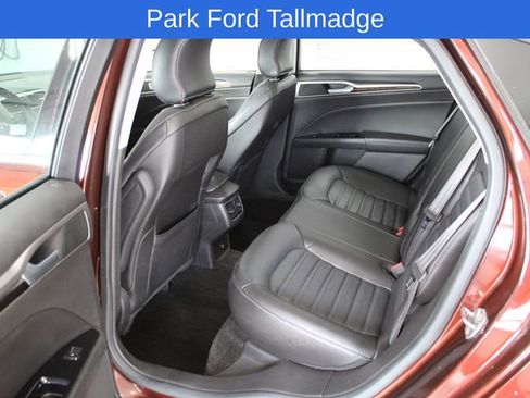 Used 2016 Ford Fusion SE w/ Equipment Group 202A image 27