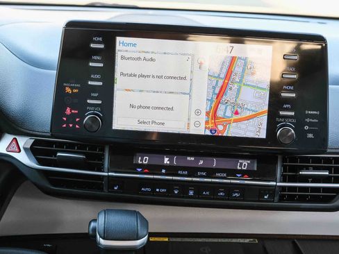 Certified 2024 Toyota Sienna XLE w/ XLE Plus Package AWD/4WD image 14