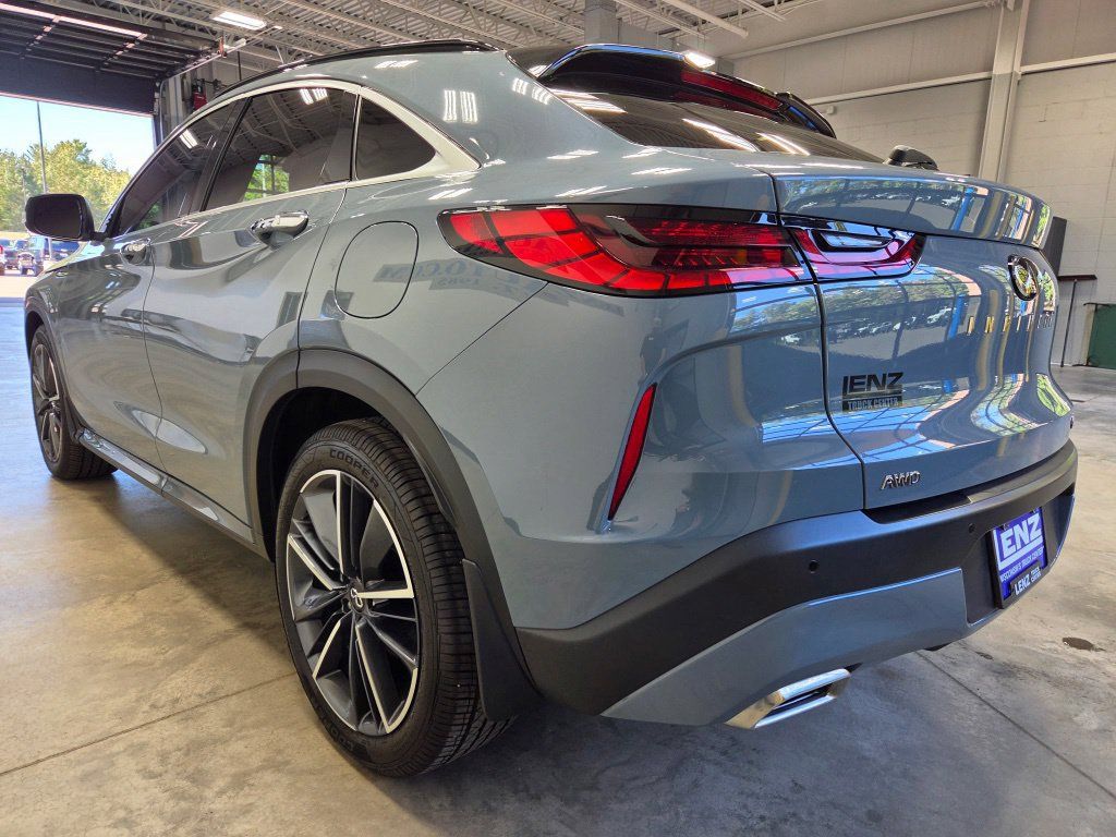 Used 2024 INFINITI QX55 Luxe w/ Cargo Package AWD/4WD image 6