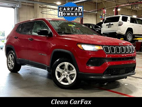Used 2023 Jeep Compass Sport AWD/4WD image 3