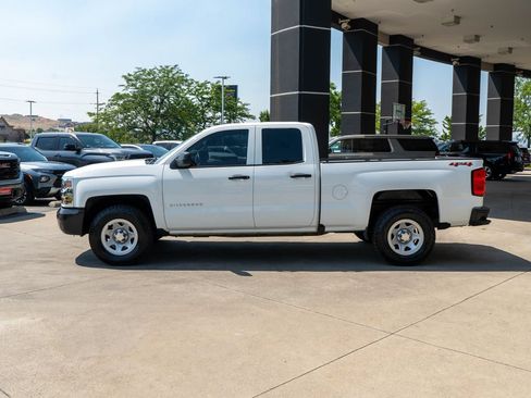 Used 2019 Chevrolet Silverado 1500 W/T AWD/4WD image 4