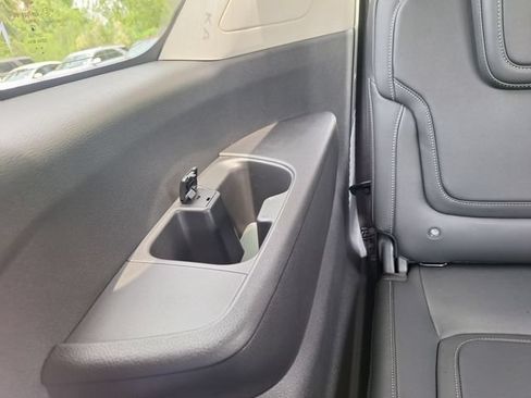 Certified 2026 Nissan Armada SV RWD image 33